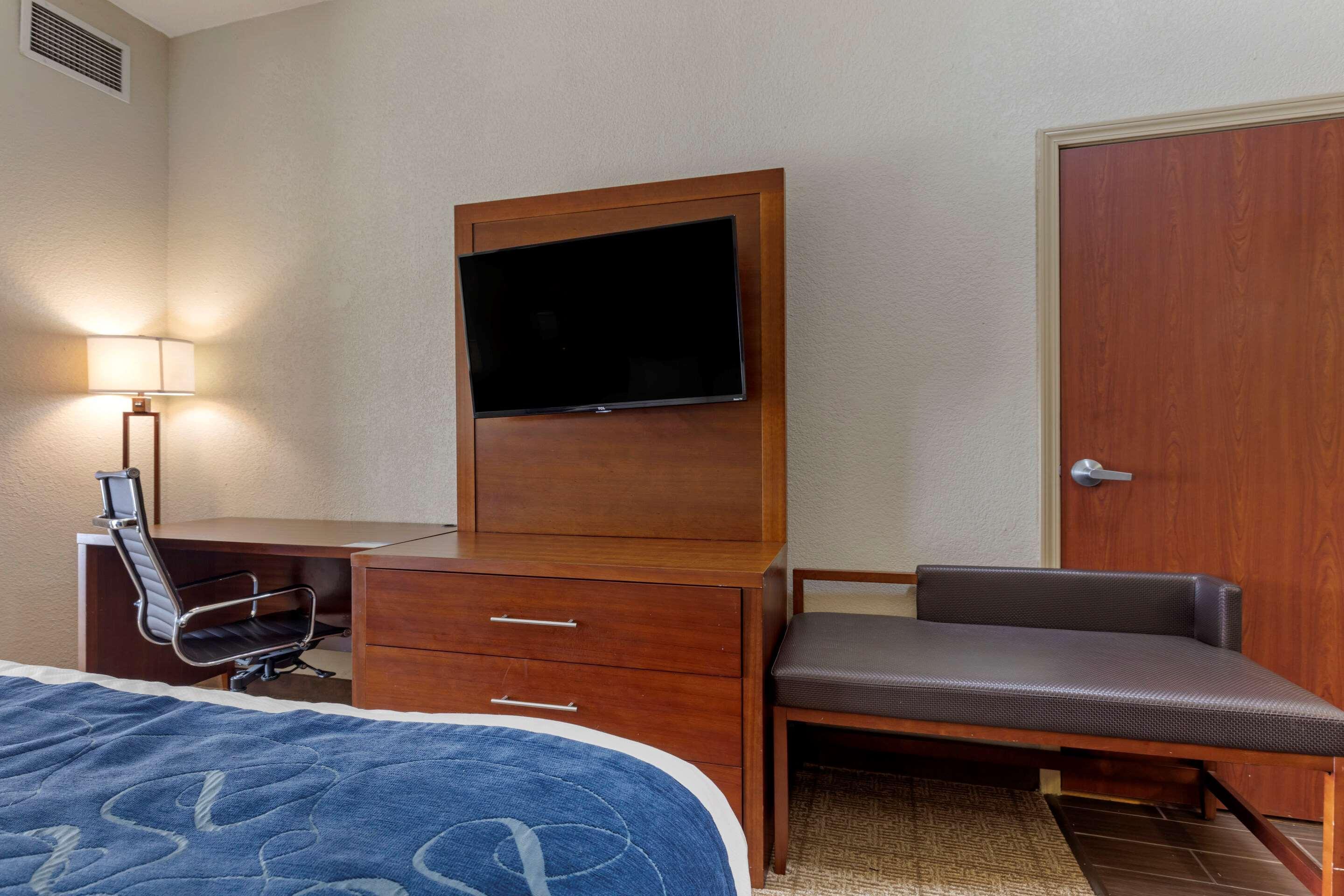 Comfort Hotel 3*